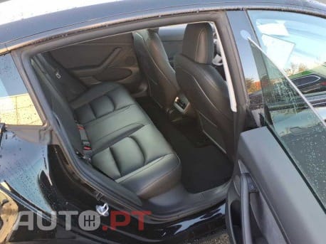 Tesla Model 3 Standard Range Plus RWD
