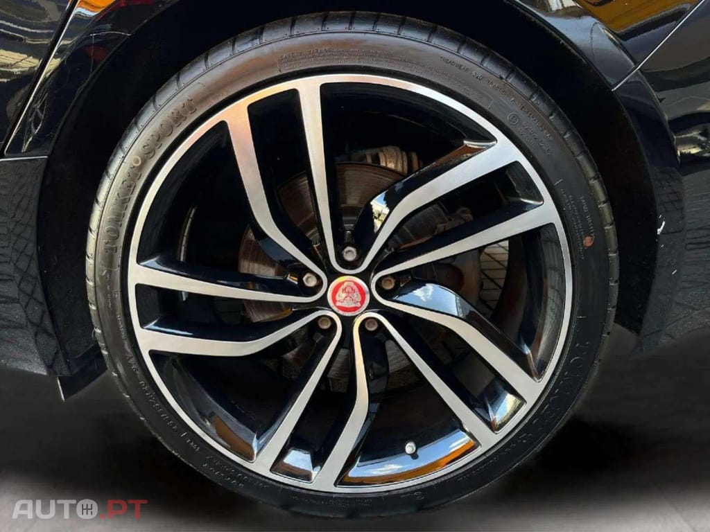 Jaguar XF 2.0d PRESTIGE