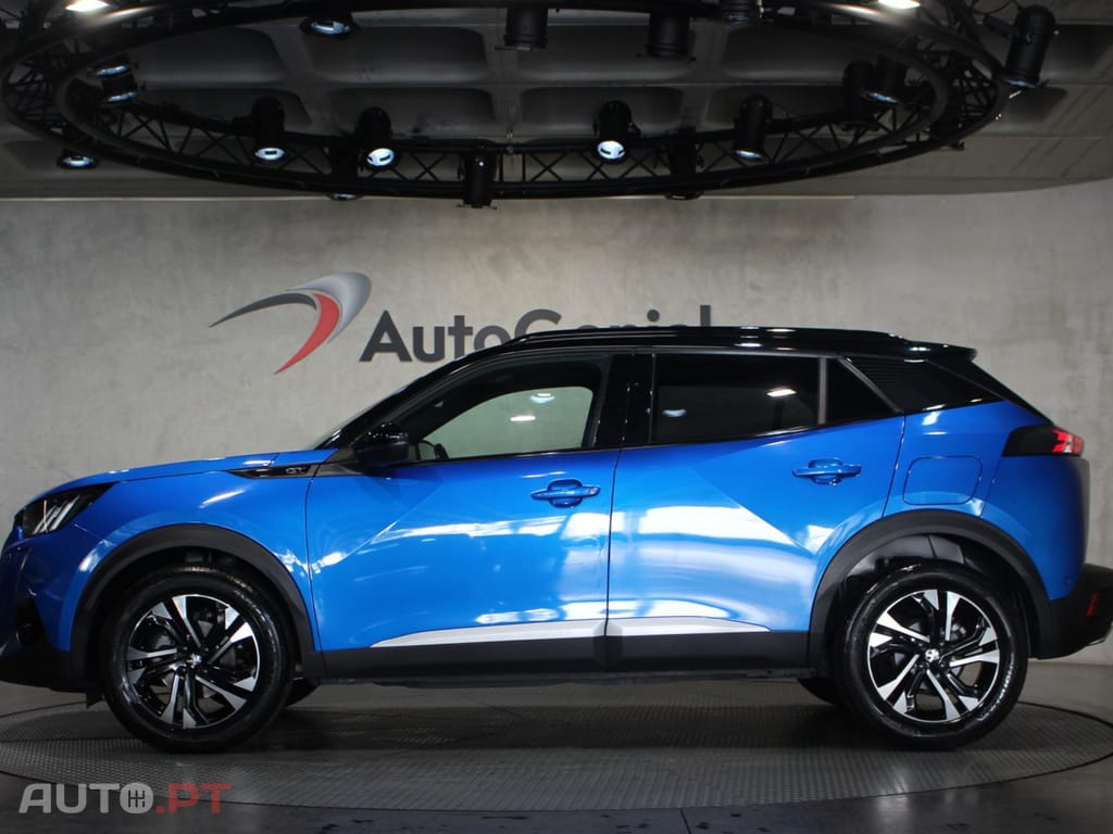 Peugeot 2008 1.2 PureTech GT EAT8