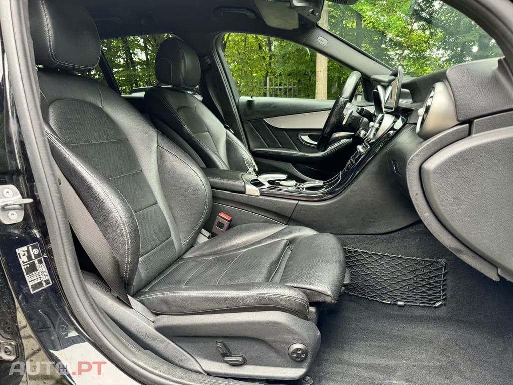 Mercedes-Benz C 220 d AMG Line