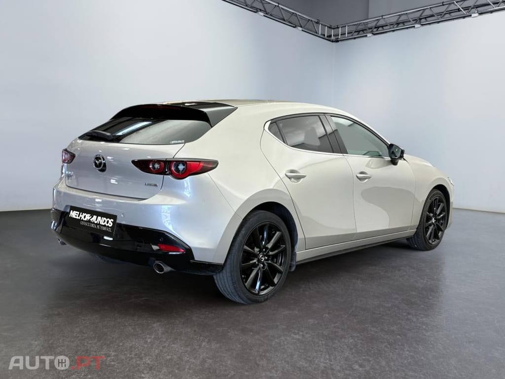 Mazda 3 2.0 e-SKYACTIV-G M Hybrid