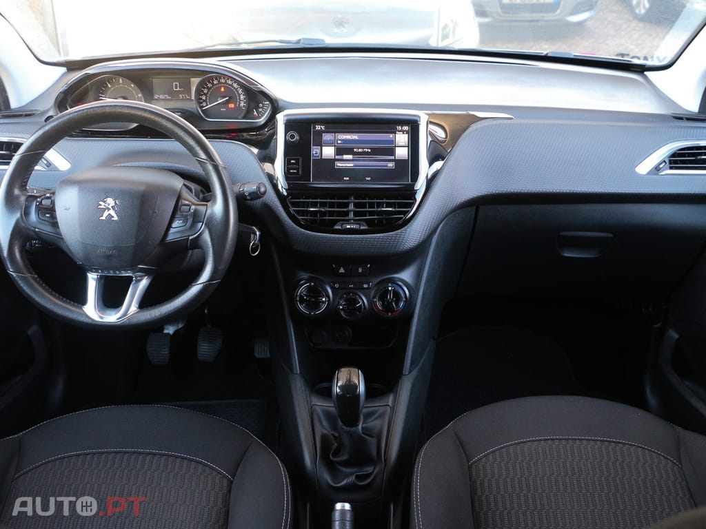 Peugeot 208 1.6 BlueHDi Style