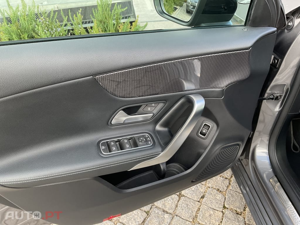 Mercedes-Benz A 250 e Style Plus