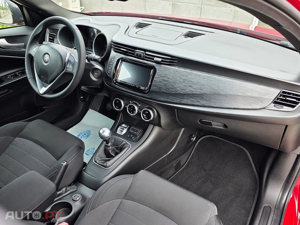 Alfa Romeo Giulietta 1.6 JTDm Sport