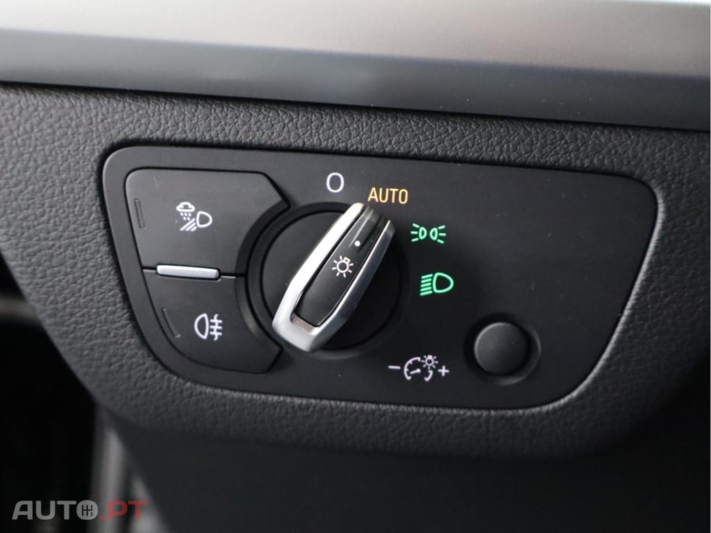 Audi Q5 50 TFSIe quattro S tronic Advance 