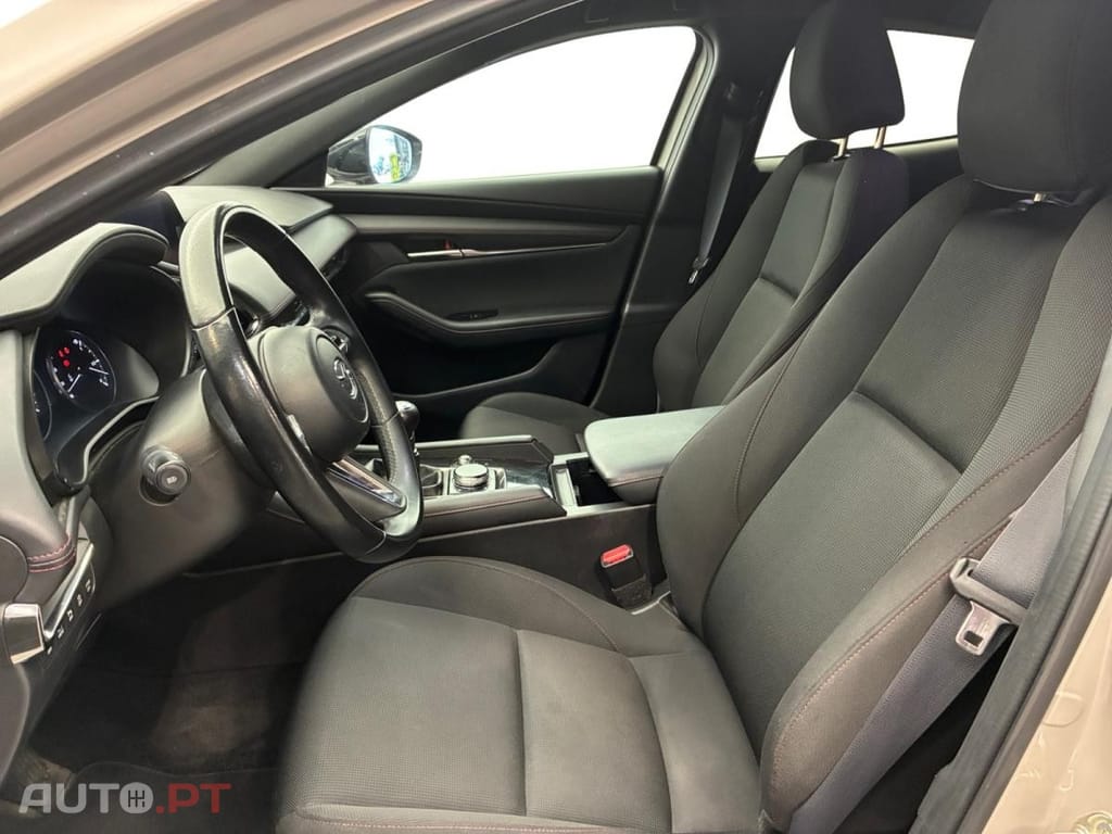 Mazda 3 2.0 e-SKYACTIV-G M Hybrid