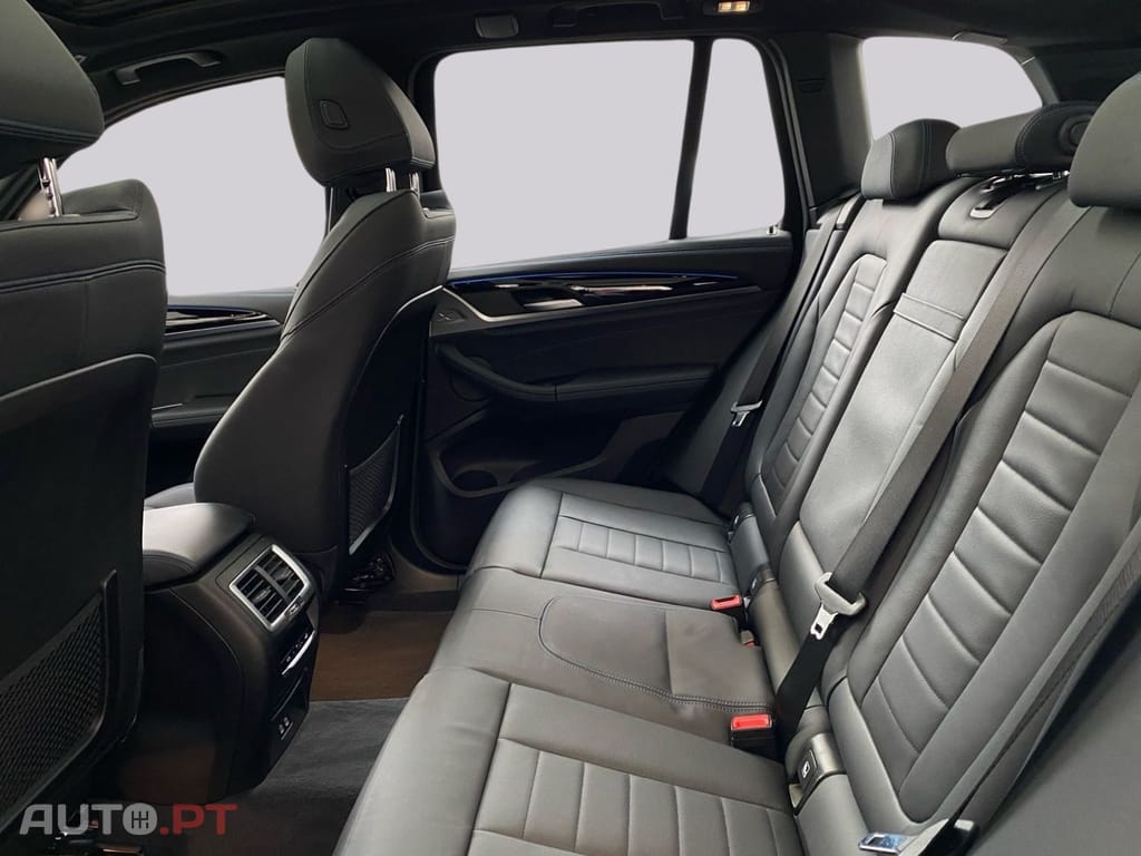 BMW iX3 Impressive M Sport  I.V.A DEDUTÍVEL 