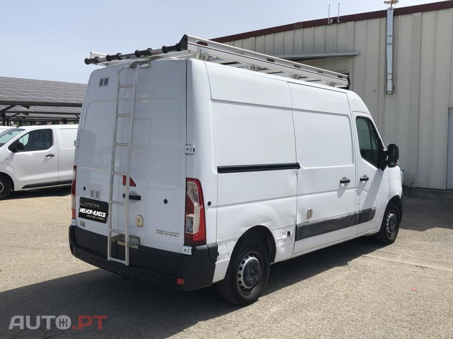 Renault Master 2.3 dCi L2H2 3.3T