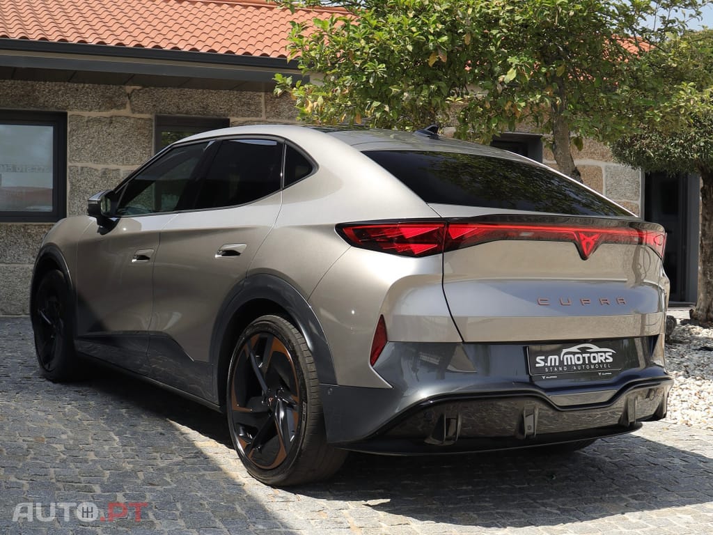 Cupra Tavascan 77 kWh Adrenaline