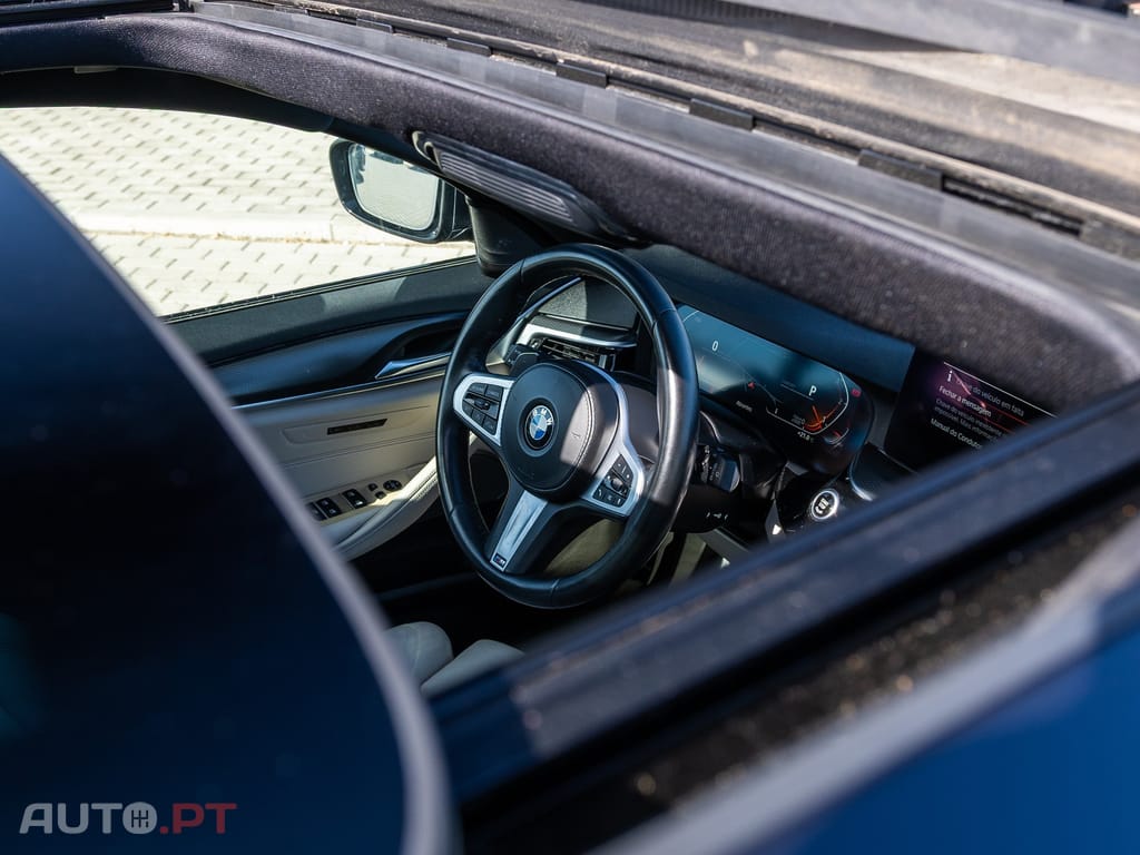 BMW 520 d Pack Desportivo M Auto