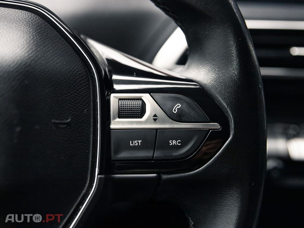 Peugeot 5008 1.5 BlueHDi Allure