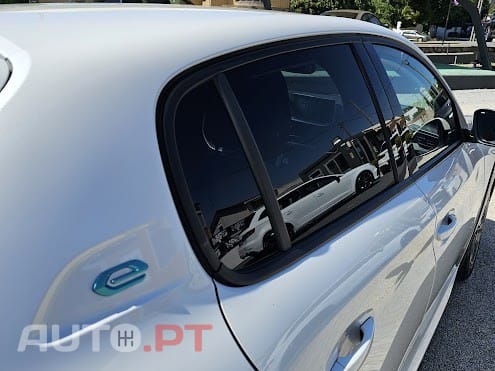 Peugeot E-208 Active Pack