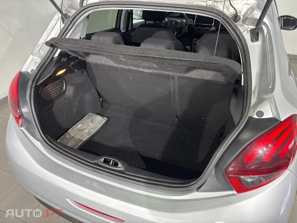 Peugeot 208 1.6 BlueHDi Active