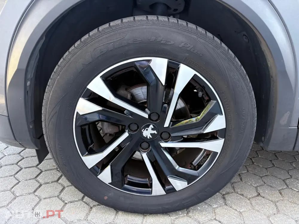 Peugeot 2008 1.2 PureTech Allure