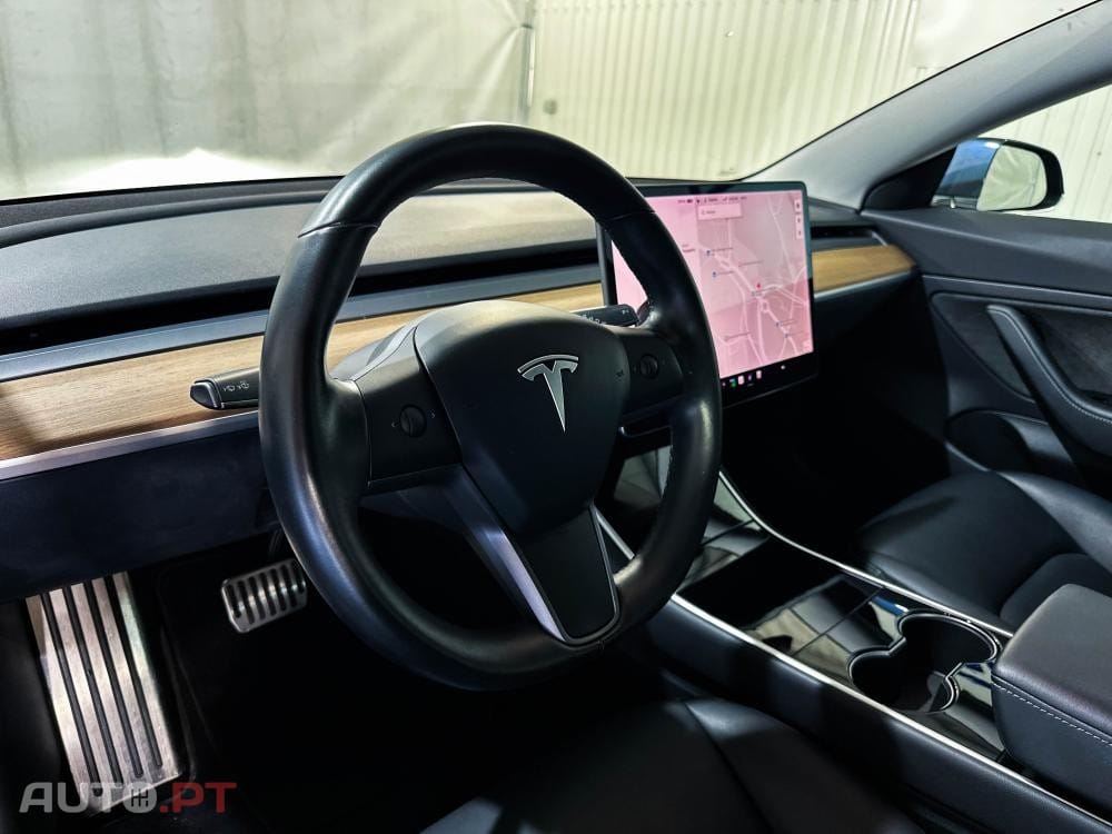 Tesla Model 3 Long-Range Dual Motor AWD