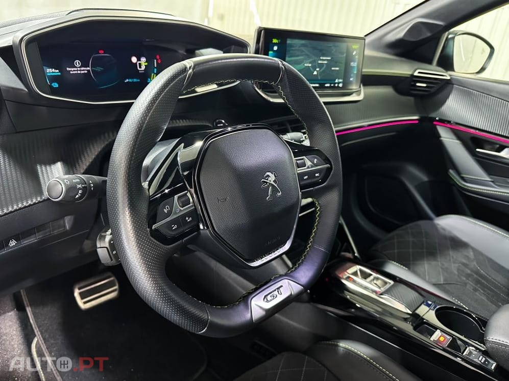 Peugeot E-208 50 kWh GT Pack