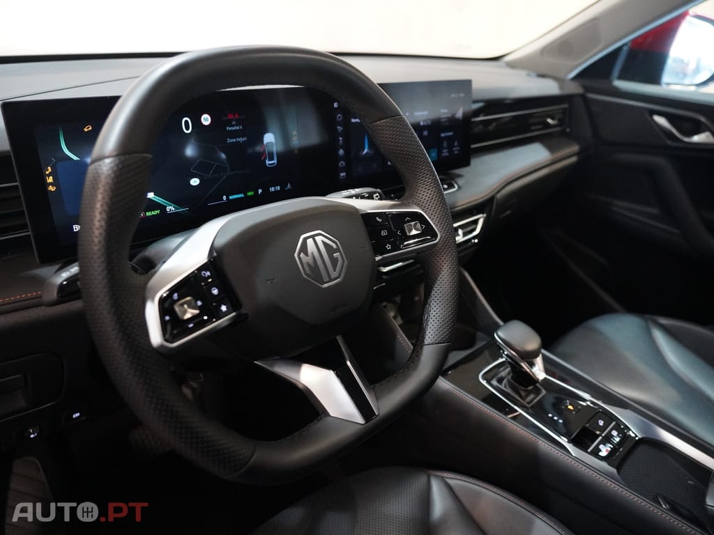 MG HS 1.5 T-GDI Plug In Hybrid Luxury