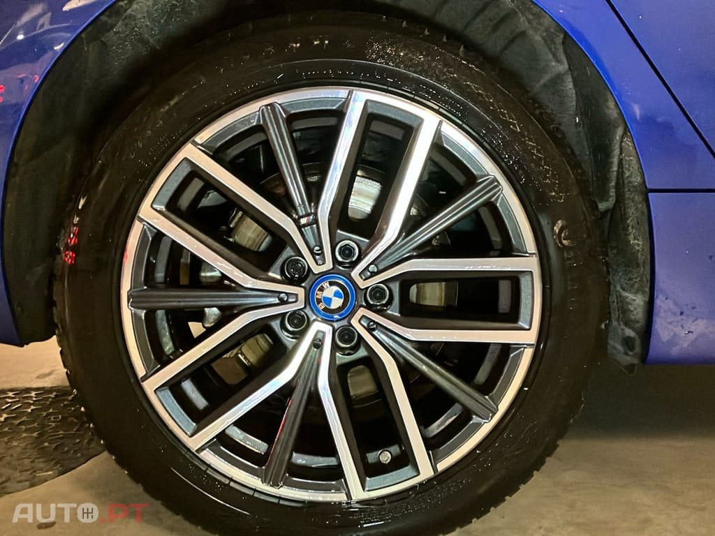 BMW 225 e xDrive Pack Desportivo M