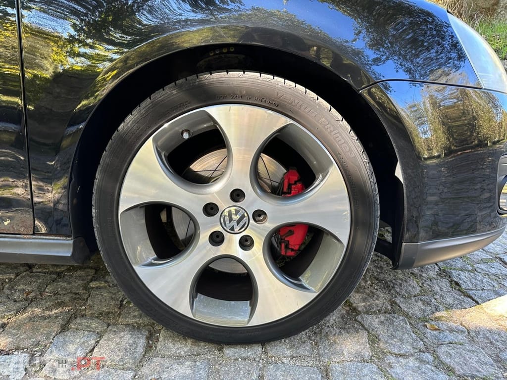 Volkswagen Golf 2.0 GTi