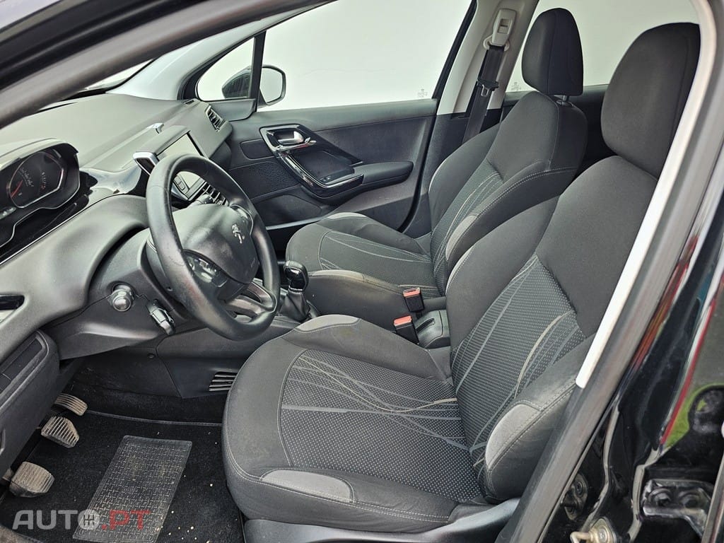 Peugeot 208 1.4 HDi Allure