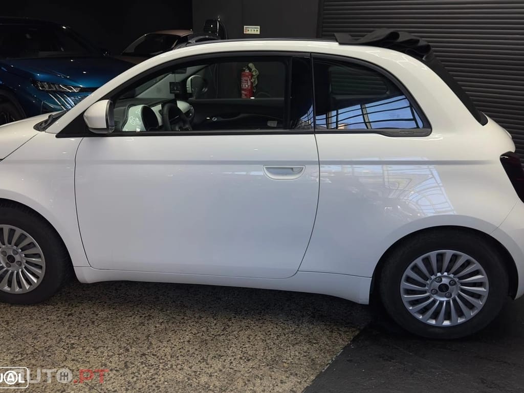 Fiat 500e 23,8kWh ICON