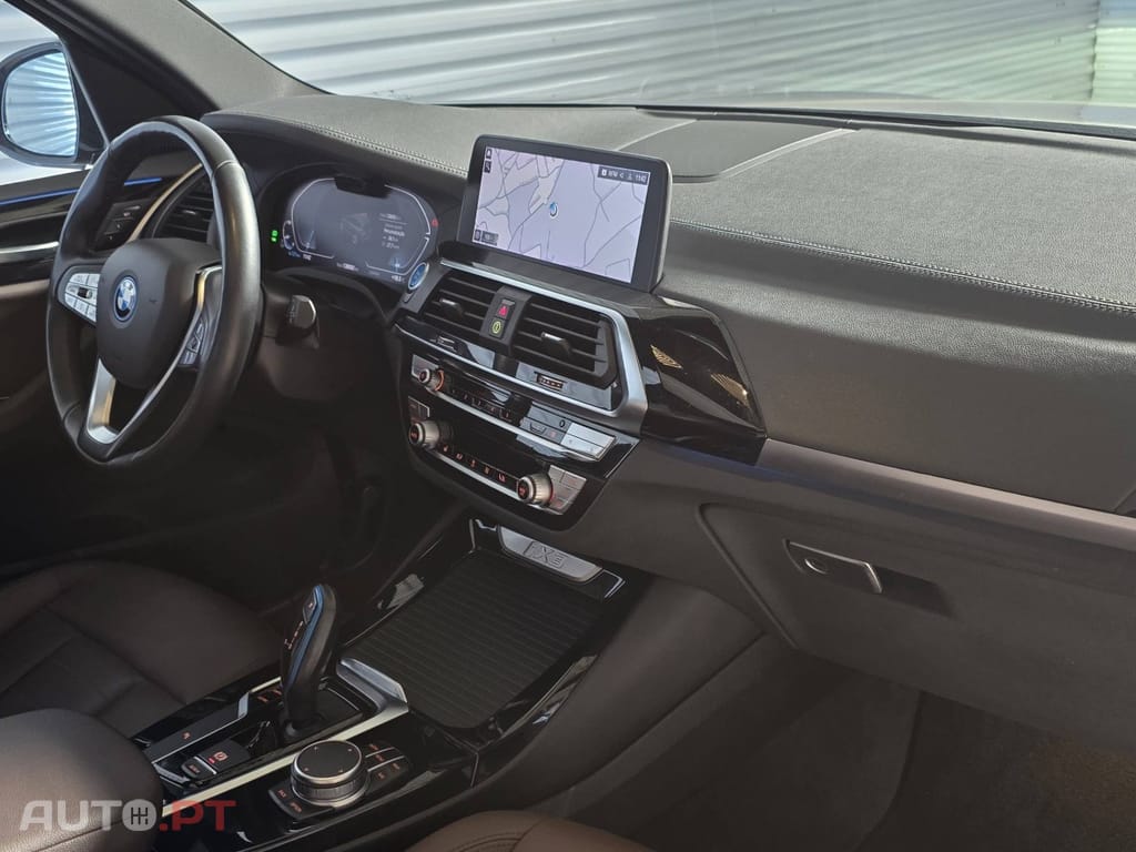 BMW iX3 Impressive