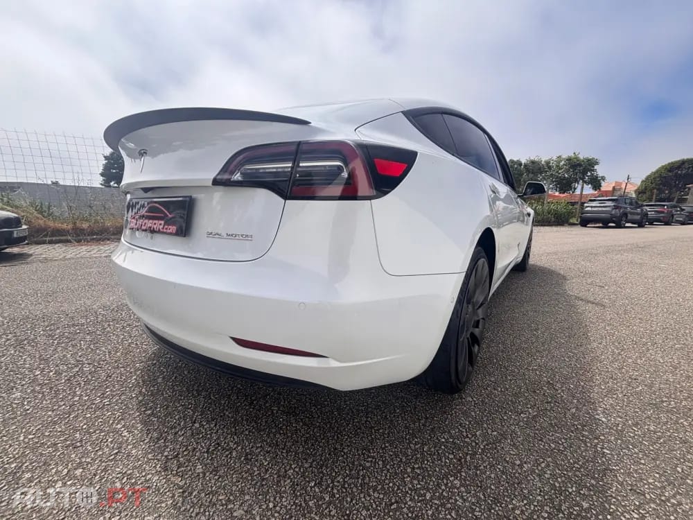 Tesla Model 3 Long Range AWD Dual Motor Performance