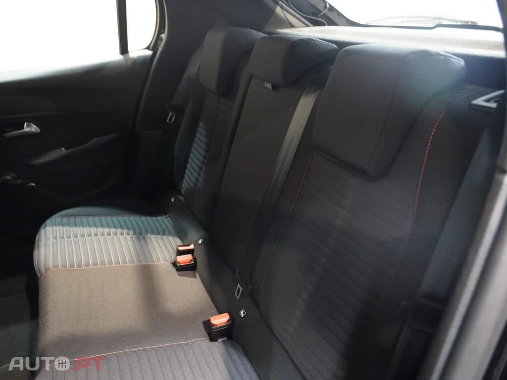 Peugeot E-208 50 kWh Active Pack