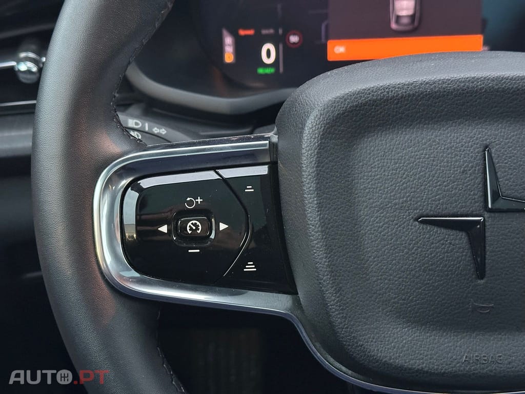 Polestar 2 Long Range 82 kWh AWD Performance Plus