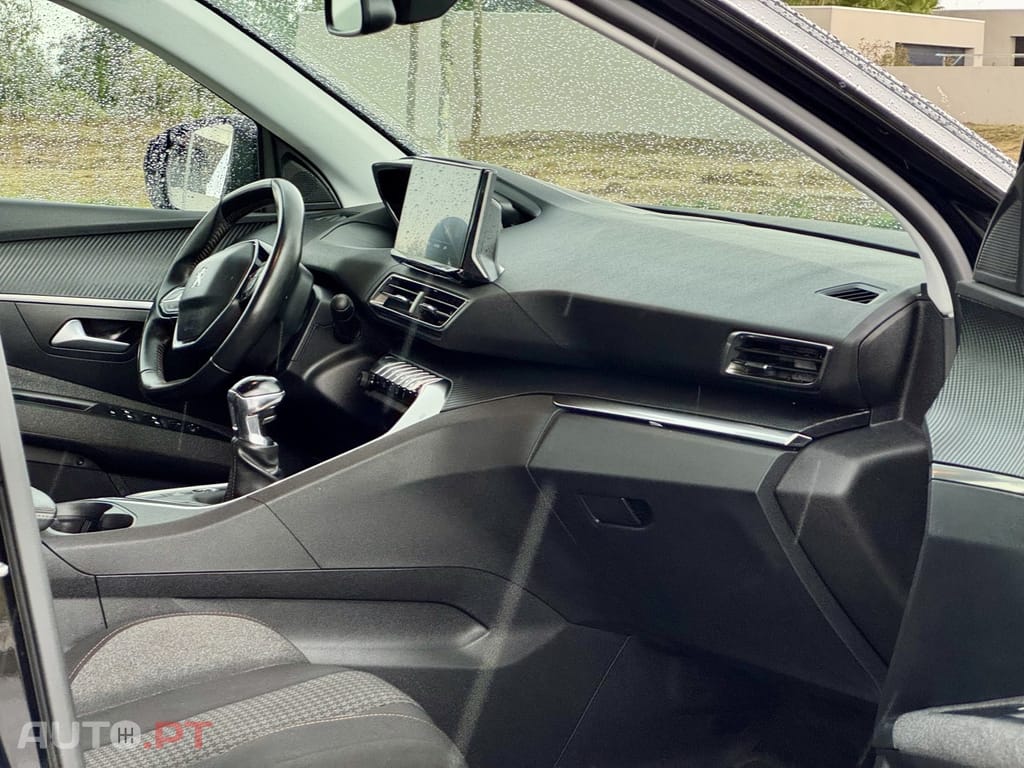 Peugeot 3008 1.5 BlueHDi Active Pack