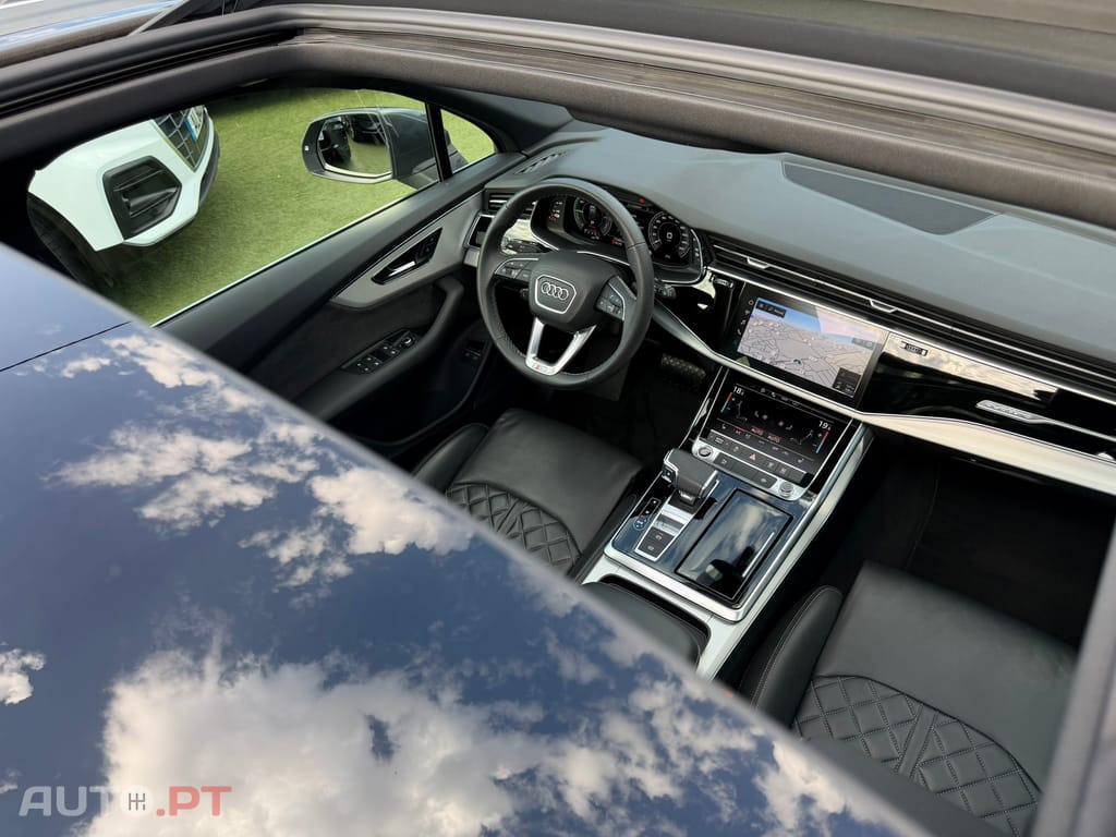 Audi Q7 60 TFSIe quattro S line Tiptronic