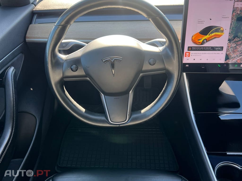 Tesla Model 3 Tração Traseira