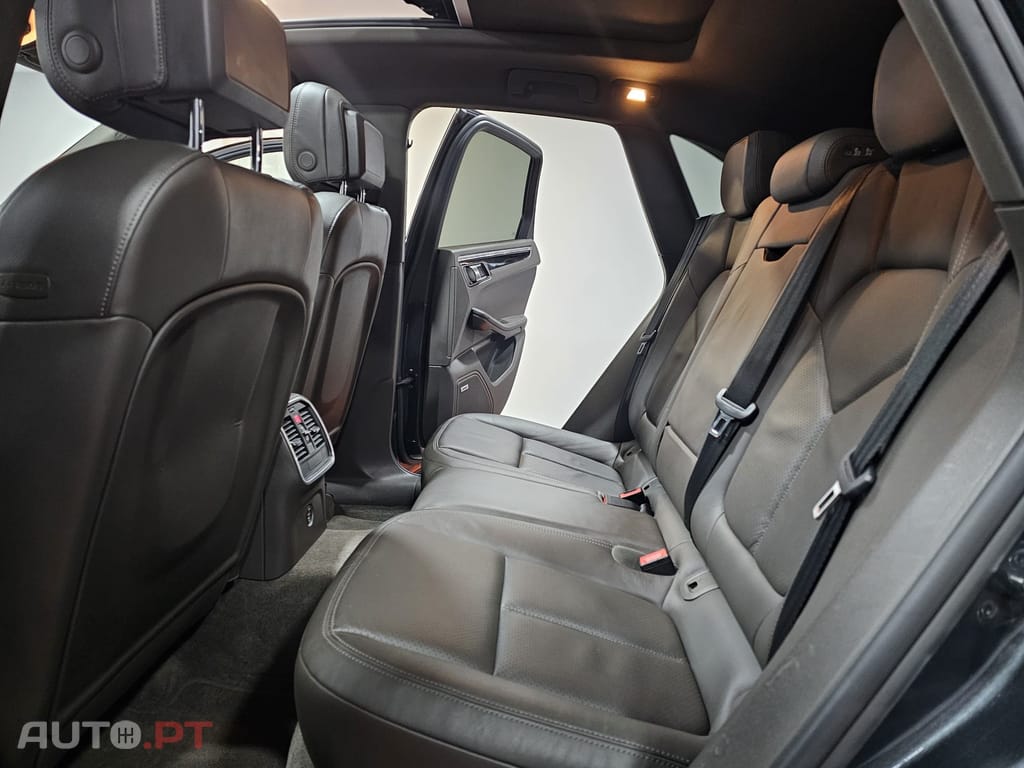 Porsche Macan S PDK
