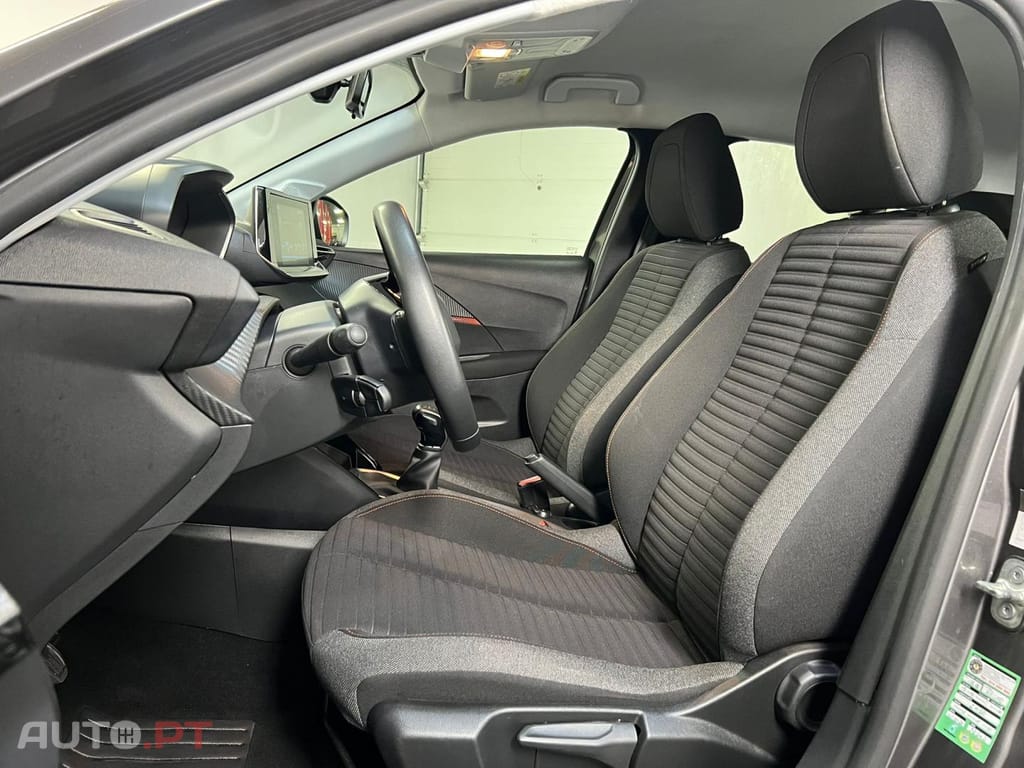 Peugeot 208  1.2 PureTech SE Style