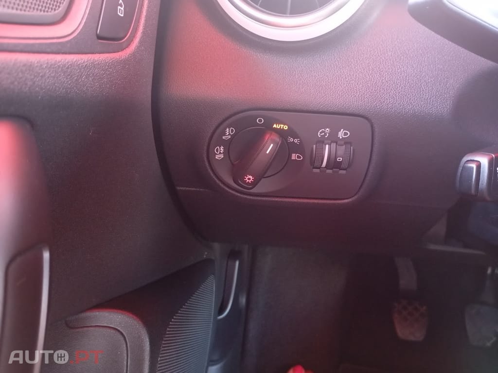 Audi A1 1.6 TDi S-line
