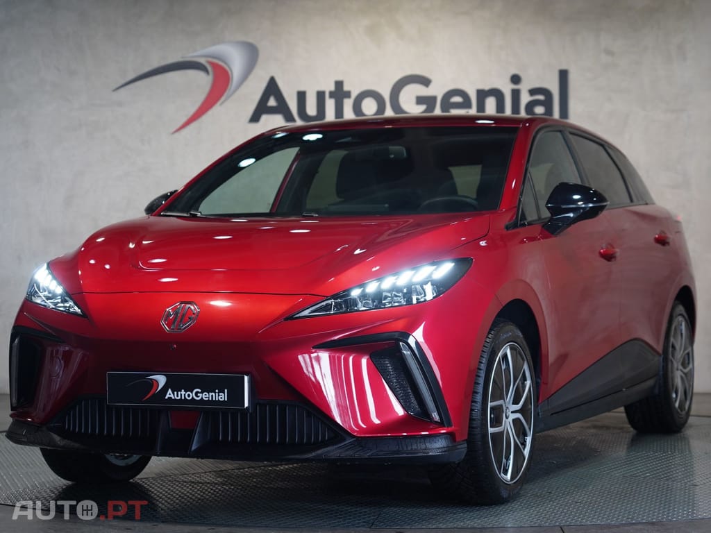 MG MG4 64 kWh Luxury