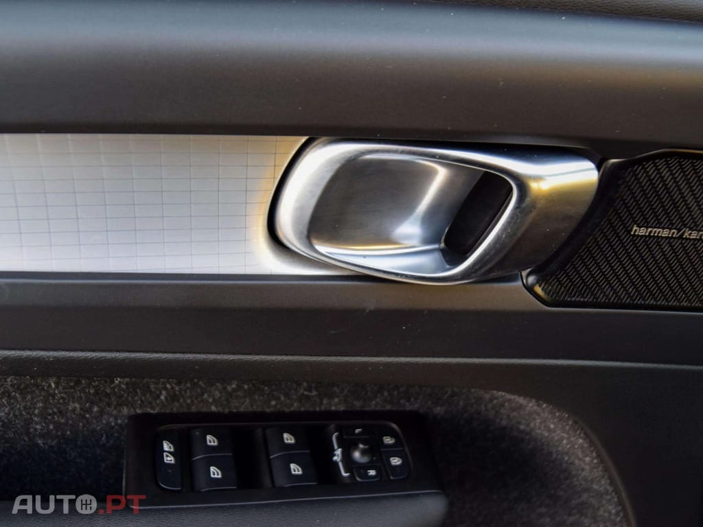 Volvo XC40 1.5 T5 PHEV Inscription Expression