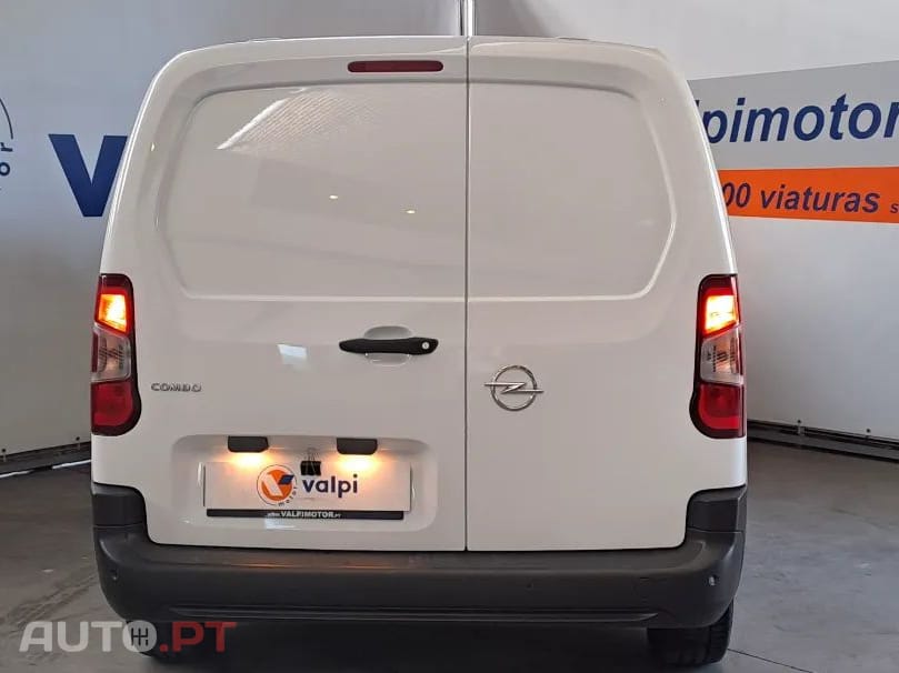 Opel Combo Longo 1.5D 100CV Enjoy