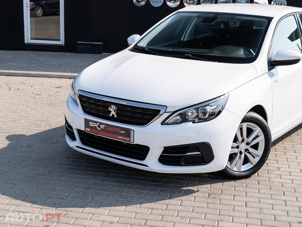 Peugeot 308 1.5 BlueHDi Business Line