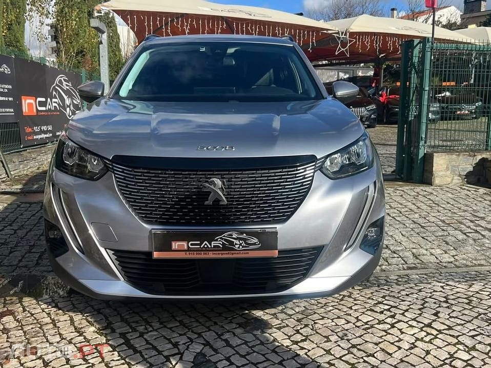 Peugeot 2008 1.2 PureTech Allure Pack