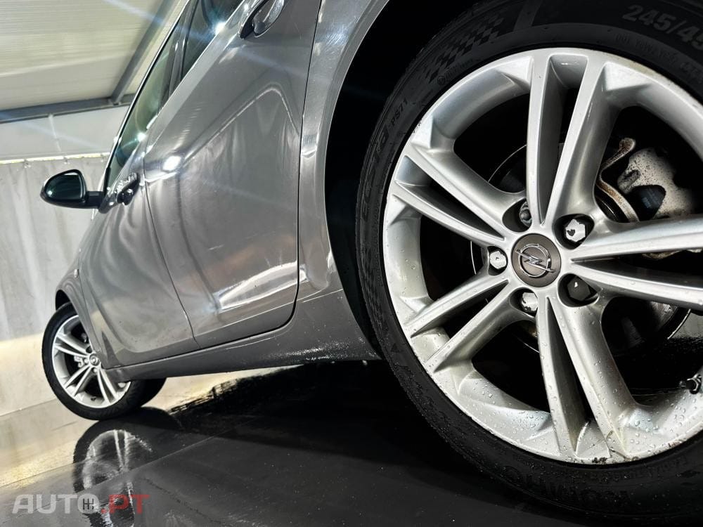 Opel Insignia 1.6 CDTI Cosmo S/S