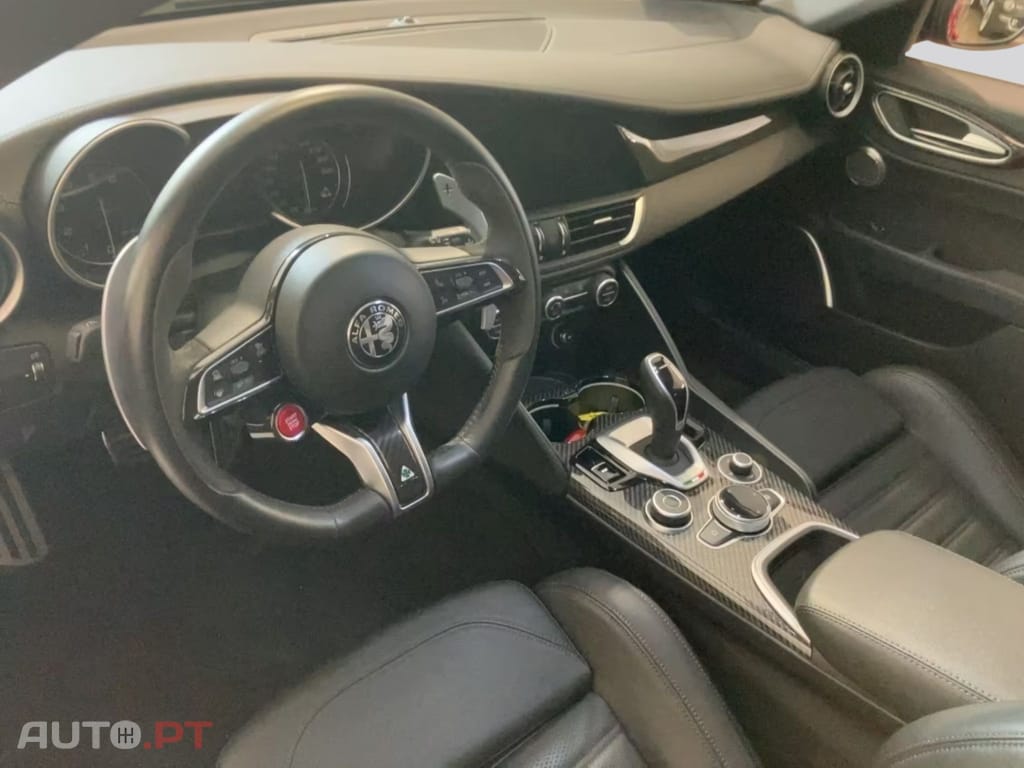 Alfa Romeo Giulia Quadrifoglio 