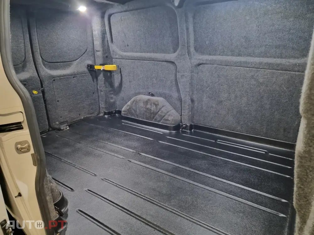 Ford Transit Custom 310L1 2.0 TDCi H1-Tecto Baixo Trend