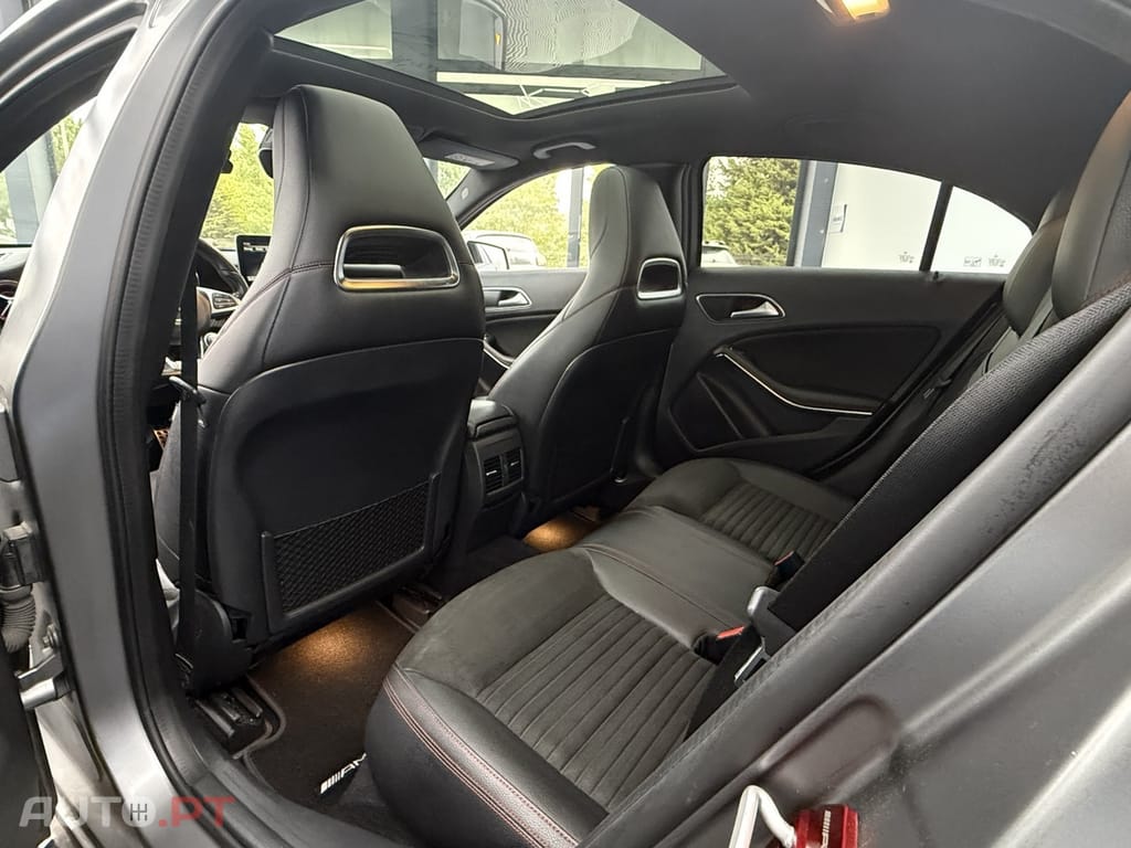 Mercedes-Benz A 45 AMG 4-Matic