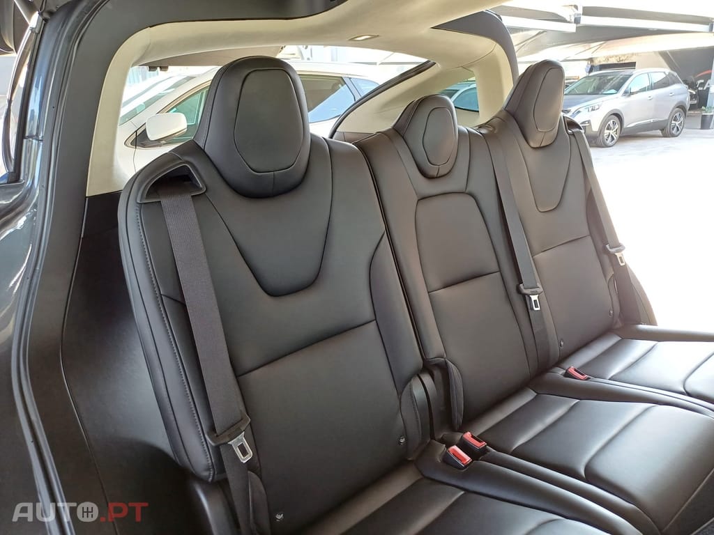 Tesla Model X 100 kWh Long Range AWD