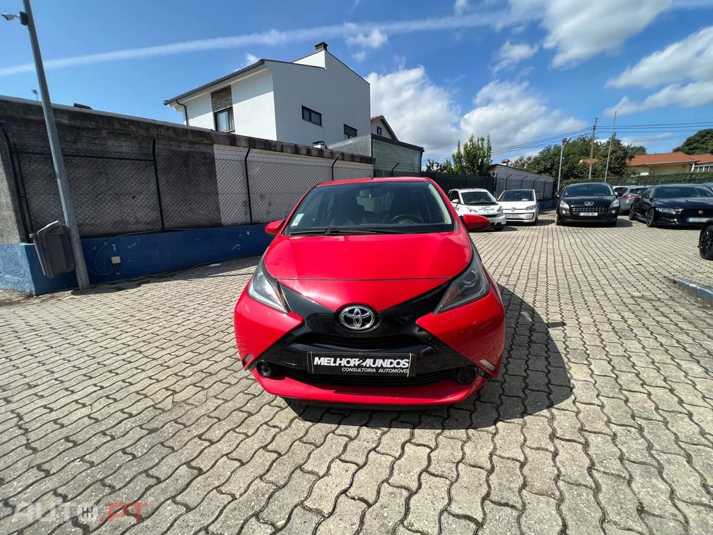 Toyota Aygo 1.0 X-Play+AC+X-Touch