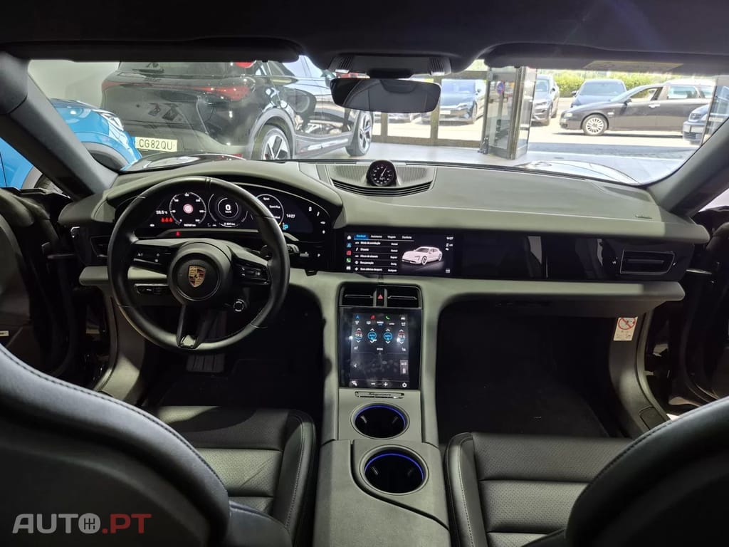 Porsche Taycan Black Edition