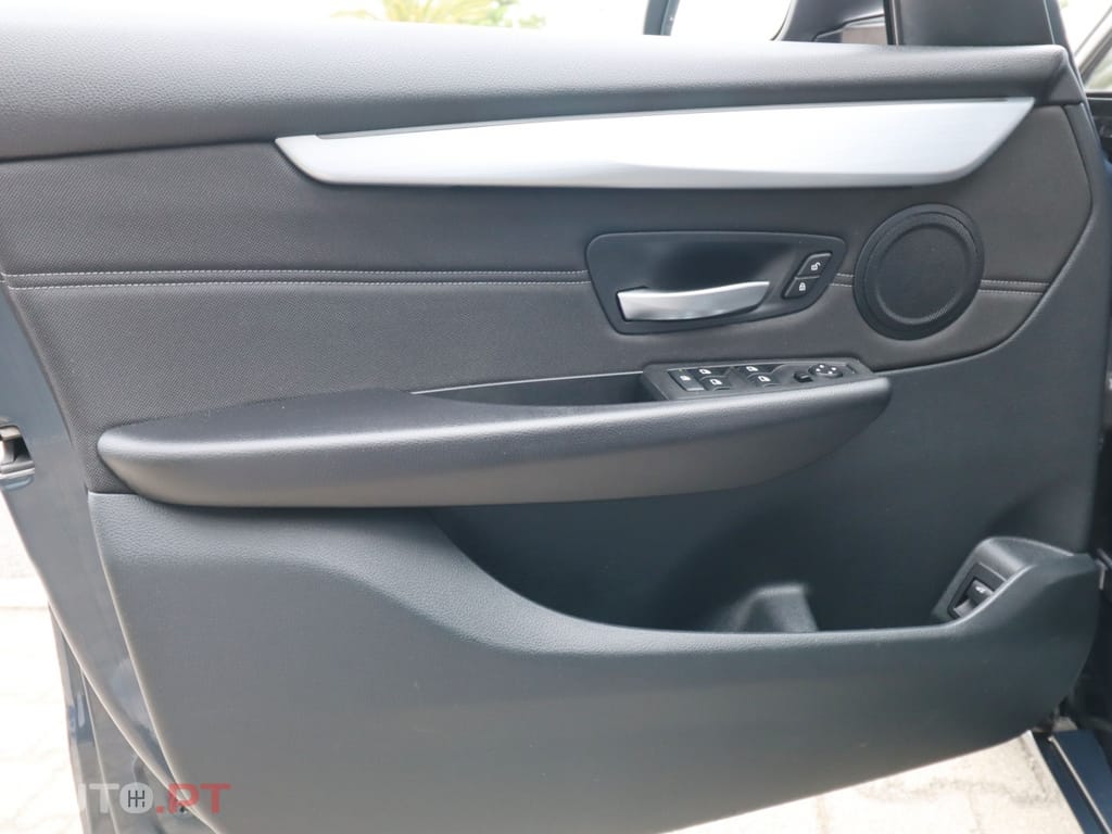 BMW 216 d Advantage