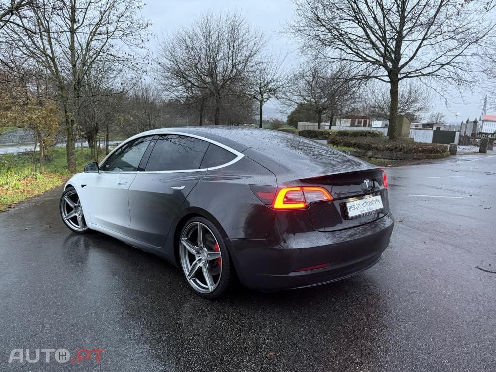 Tesla Model 3 Performance Dual Motor AWD