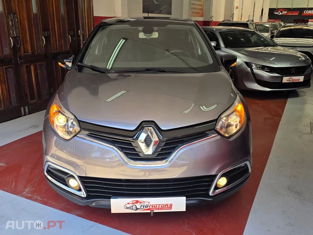 Renault Captur 0.9 TCE Sport — fotografia 12